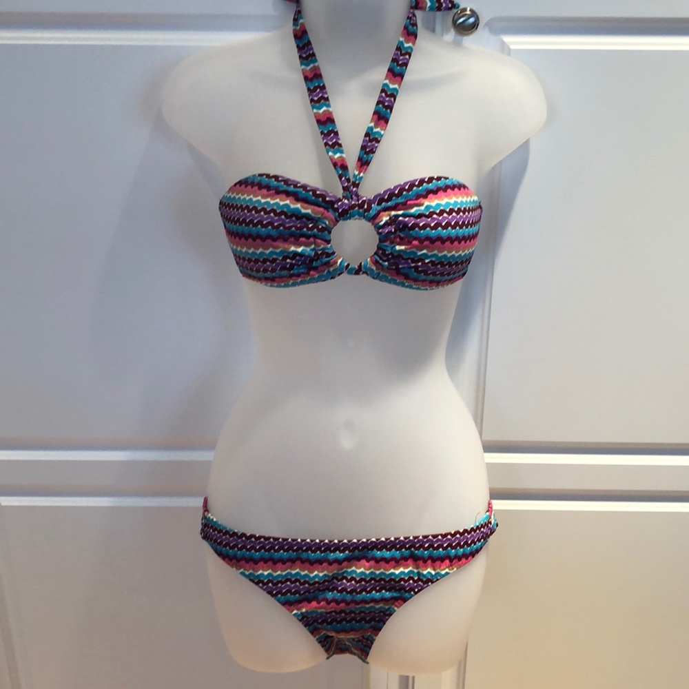 EUC Victoria Secret Bandeau top bikini. Size S.